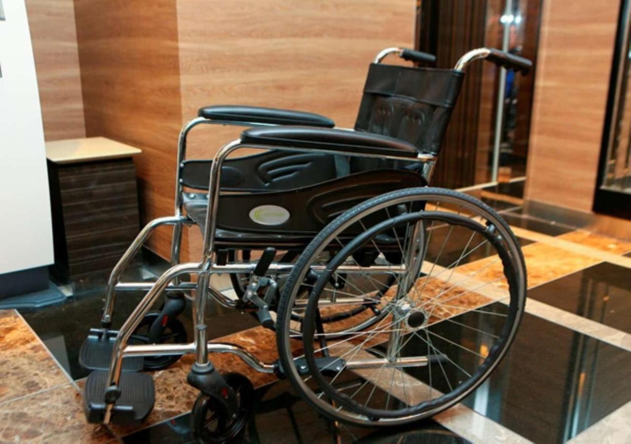APA Hotel Akihabara-Ekimae Tokyo Bagian luar foto